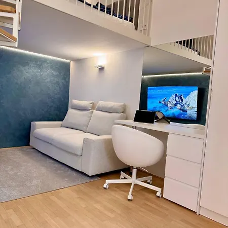 Staro Mesto & Dragon Bridge *